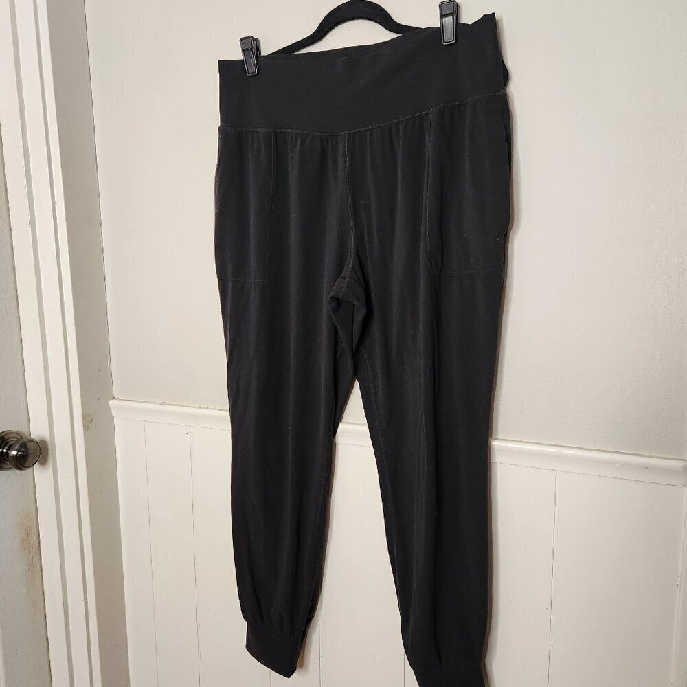 Athleta Solid Black Salutation Stash Crop Joggers - image 1
